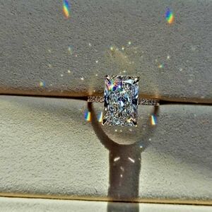 Solid 14k gold 5ct G VS2 lab radiant diamond ring with side lab diamond